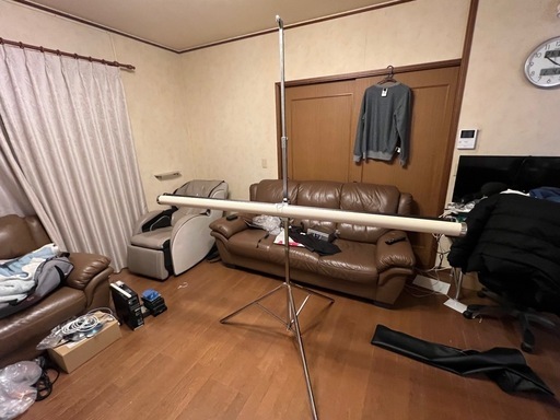 プロジェクタースクリーン　自立型　大画面■画面サイズ　縦(約)122cm　横(約)162cm■80インチ