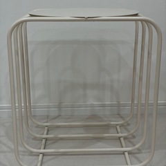 サイドテーブル ミッドセンチュリー スペースエイジの画像