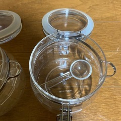 【受渡し先、決まりました】密閉容器×2の画像