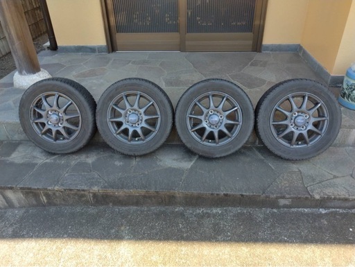 【値下げ中】スタッドレスタイヤ 4本セット ホイール付き 155/65/R13 軽自動車