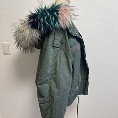 今月中の販売！Bershkaボアコートジャケットの画像