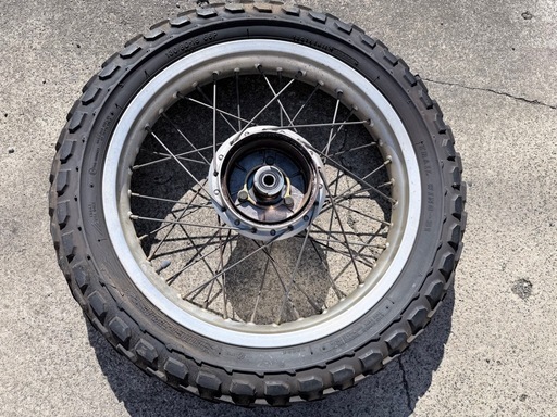 TW200   フロントタイヤ