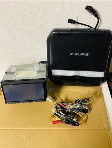 アルパイン 車載AVユニット＆フリップダウンモニターセット カーナビ　発送も可能
