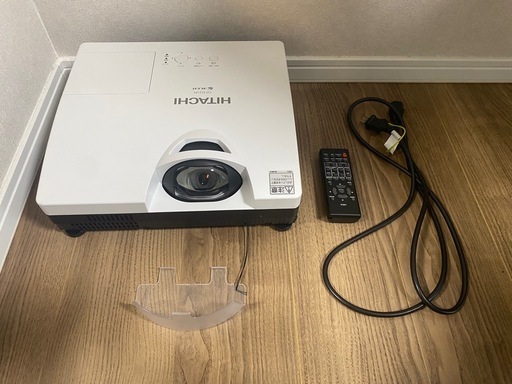 【値下げ】動作確認済 HITACHI プロジェクター CP-D31N / 3000lm / ランプ231H