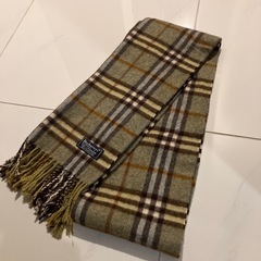 バーバリー マフラー グリーン系の画像