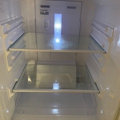 【値下げ交渉可】シャープ 137L ボトムフリーザー 霜取り不要 SJ-14E7-KWの画像