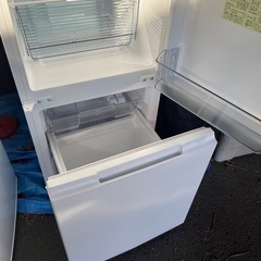 【極美品・2025年製】シャープ 179L 冷蔵庫 SJ-D18P-W ホワイトの画像