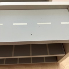 3coinsミニカー収納棚 2個セットの画像