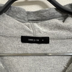 COMME CA ISM レディースフーディーの画像