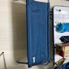 アウトドア用品セット　LOGOS折りたたみテーブル、southernport テント、BBQコンロ、Alpine長椅子、未開封木炭
の画像