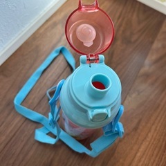 すみっこぐらし水筒　美品の画像