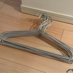無印良品　アルミ製ハンガー　の画像