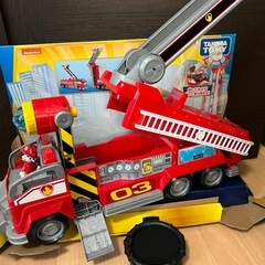 パウ・パトロール ザ・ムービー DX変形ビークル マーシャル ファイヤートラックの画像