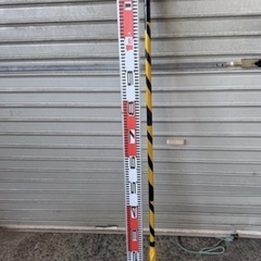 これからでもお取引可能！家の前の雪の段差を削る棒の画像