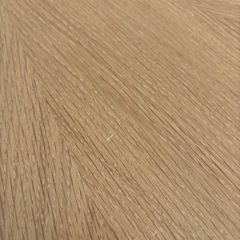 ダイニングテーブルの画像