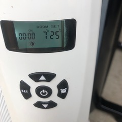 NO：5598  温度調節とタイマー付き遠赤外線ヒーター‼️大きめの画像