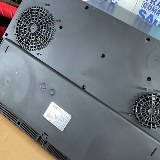 アイリスオーヤマ　IHクッキングヒーター　2018年　中古