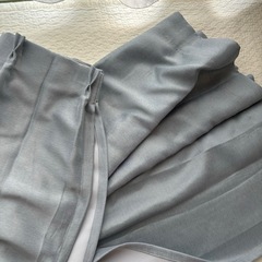 ライトグレー カーテンの画像