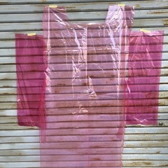 😺　使い捨て　ビニールエプロン　大量の画像