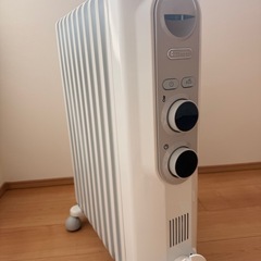 【超美品・使用少】デロンギ アミカルド オイルヒーター RHJ35M1015-LGの画像
