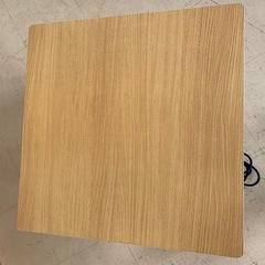 美原店 萩原 カジュアルコタツ 折脚タイプ KOT-7350-60 2022年製 リバーシブル　正方形の画像