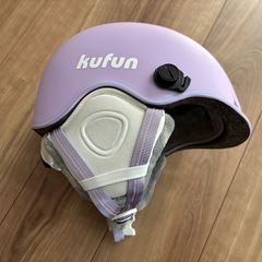 スノーボード用ヘルメットの画像