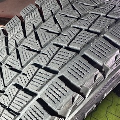 スタッドレス　215-65R16 エクストレイル等の画像