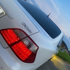 18クラウンロイヤルgの画像