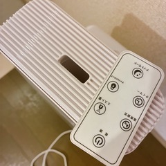 銀イオンタワー型超音波加湿器の画像