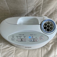 【k3布団乾燥機】プラズマクラスター乾燥機 シャープ DI-BD1S-Wの画像