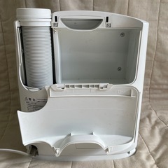 【k3布団乾燥機】プラズマクラスター乾燥機 シャープ DI-BD1S-Wの画像