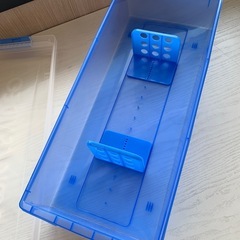 美原店　収納ケース　ブックエンド付き　ビデオテープ　コミック本　BIGサイズコミック本も入りますの画像