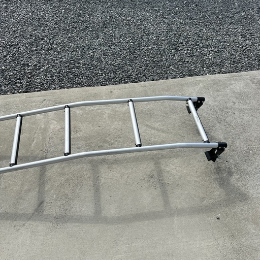 ハイエース200系用リヤハシゴ