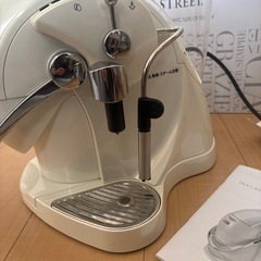 アムウェイ　フルトンストリートカプセルマシーンの画像