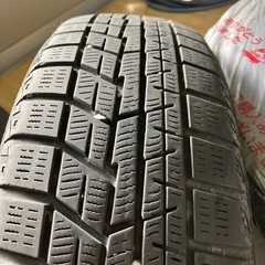 中古品スタッドレスタイヤ4本セット☆YOKOHAMAアイスガード155/65/14☆2017年製造☆軽自動車用冬用タイヤ4本セット☆ホイール付き☆YOKOHAMAスタッドレスタイヤの画像