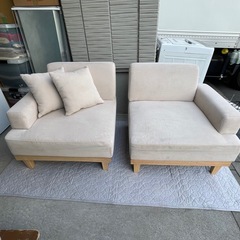 f●■天然木 セパレート ファブリックソファ 2人掛け 肘掛け付き クッション２個　ライトグレーの画像