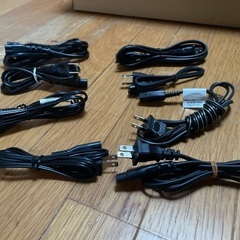 電源コード8本の画像