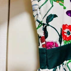 【未使用】花柄ワンピースの画像