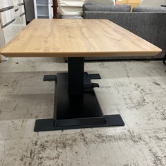 O 2602-0261 ニトリ　昇降式テーブル　キズ汚れ有りの画像