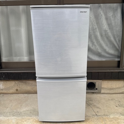 ⭐️SHARP 冷蔵庫 137L SJ-D14F-S 2020年制 配送3000~ その他多数出品中‼️
