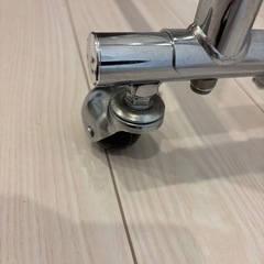 ハンガーラック、キャスター付きの画像