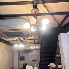 天井照明の画像