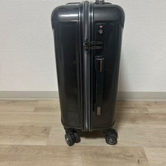 スーツケースの画像