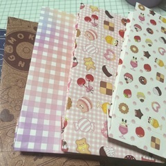 デザインペーパーで作った袋の画像