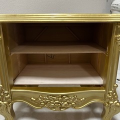 高級ベットサイドテーブル 定価10万円の画像