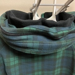 nine factory　チェック柄フード付きパーカーの画像