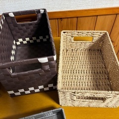 各種バスケット5点の画像