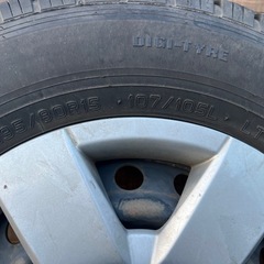 - タイヤホイールセットサイズ: 195/80R15の画像