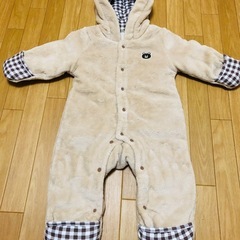 くまの暖かロンパースの画像