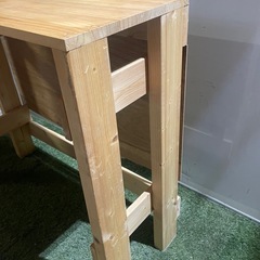 【無料でお譲りします】木製テーブルの画像
